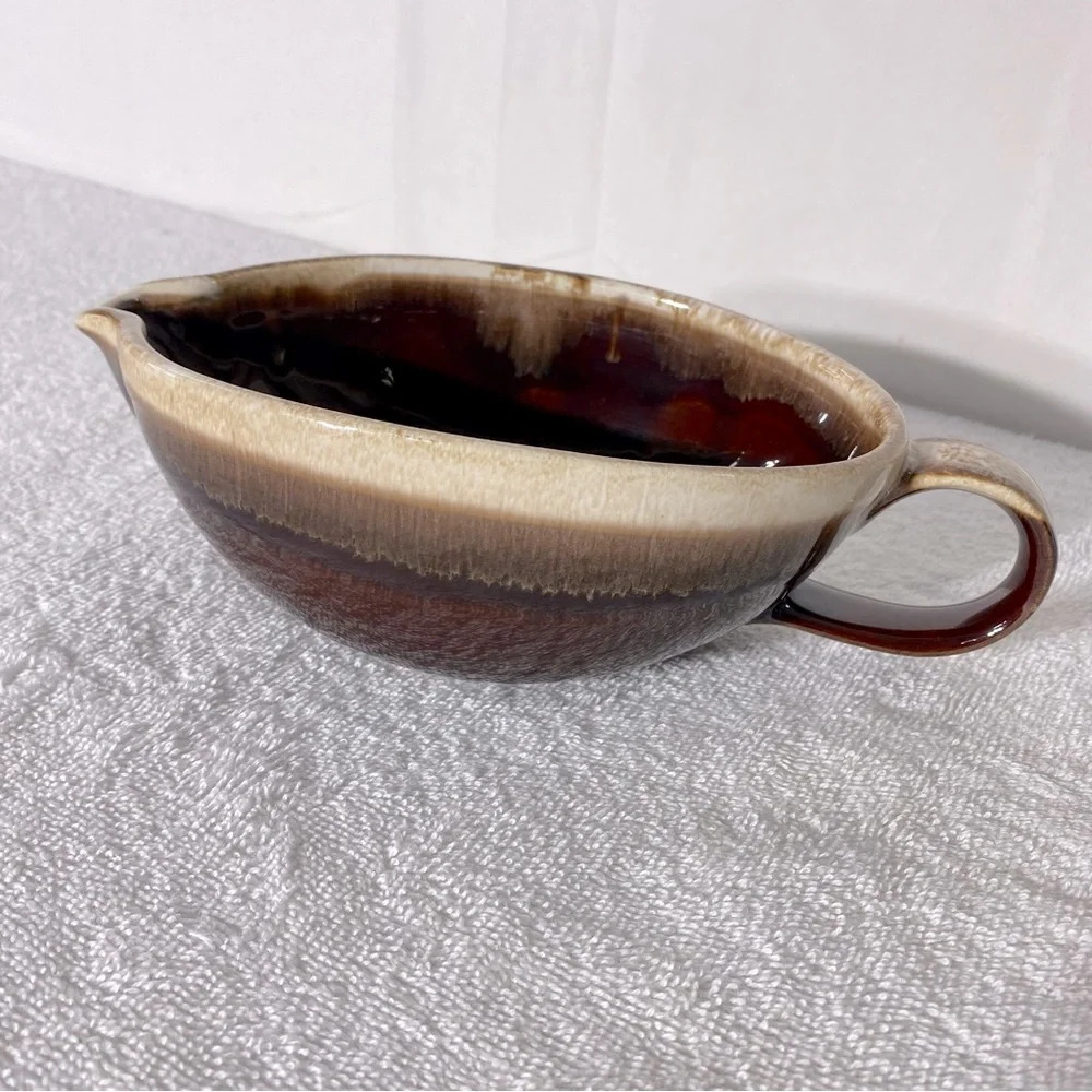 Vintage McCoy Pottery USA Ceramic Brown Drip Gravy Boat 7128